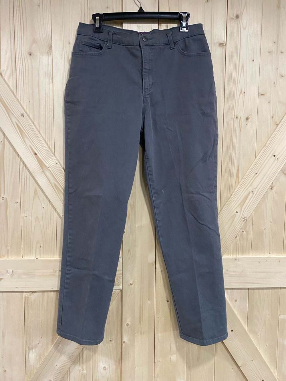 Gloria Vanderbilt Women's Gray Straight Leg Pants Size 12
